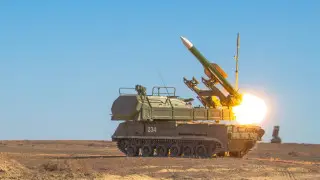 Дроны Bayraktar, ракетные комплексы “Бук“ и “Тор“ - Казахстан обновил вооружение