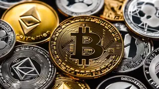 Шаг в будущее или риск утечки капитала? Эксперты о легализации обмена криптовалют