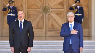 Токаев - Алиеву: Казахстан приложит все усилия для выяснения обстоятельств авиакатастрофы