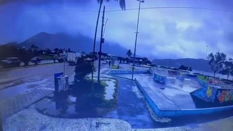 Кадры из видео