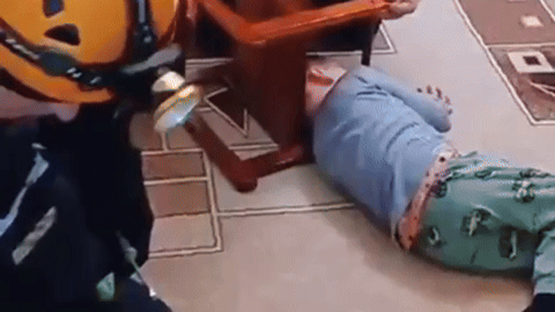 Кадры из видео