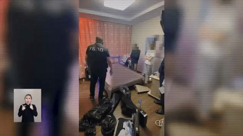 Кадры из видео