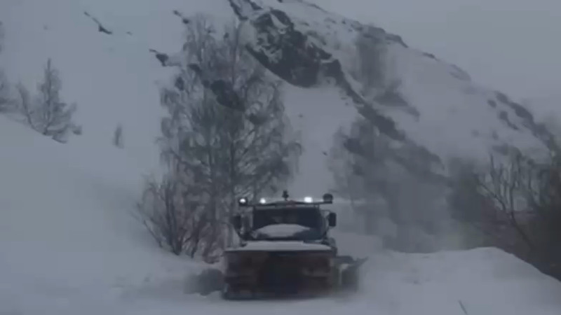 Кадры из видео