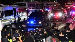 Сторонники президента Южной Кореи устроили беспорядки в Сеуле