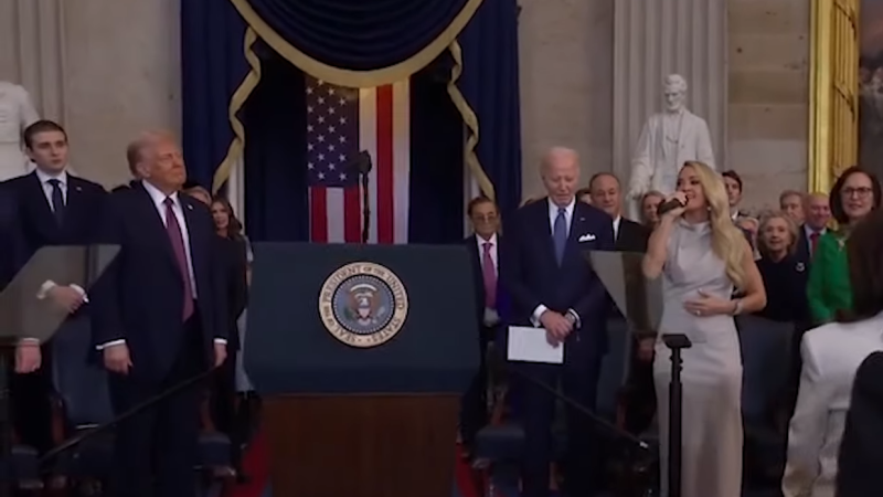 Скрин из видео инаугурации президента США