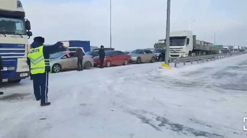 Кадры из видео