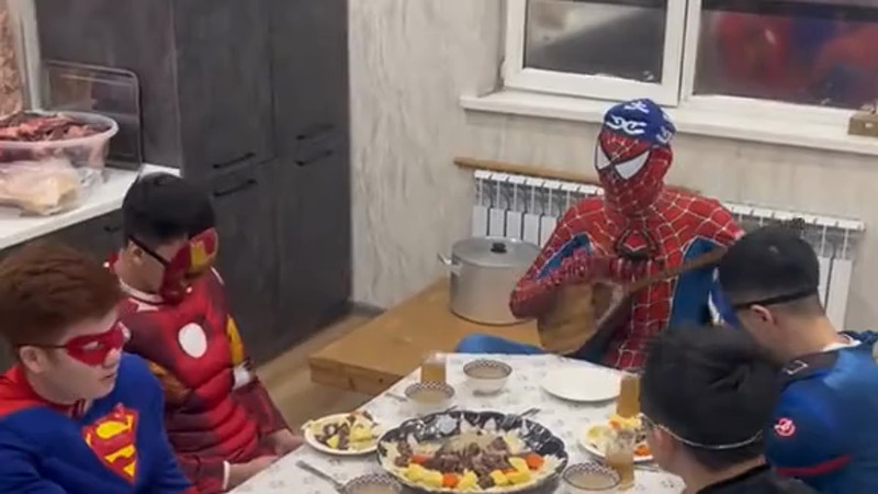 Кадры из видео