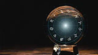 Гороскоп на сегодня: кому остерегаться незнакомцев, а кому позаботиться о здоровье