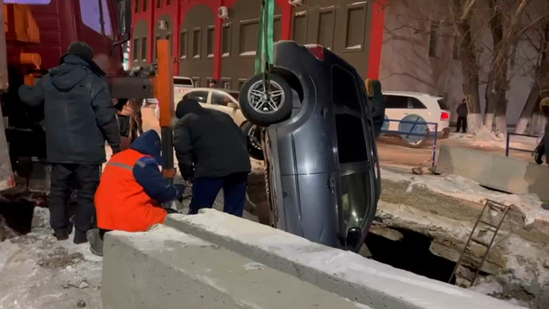 Кадры из видео