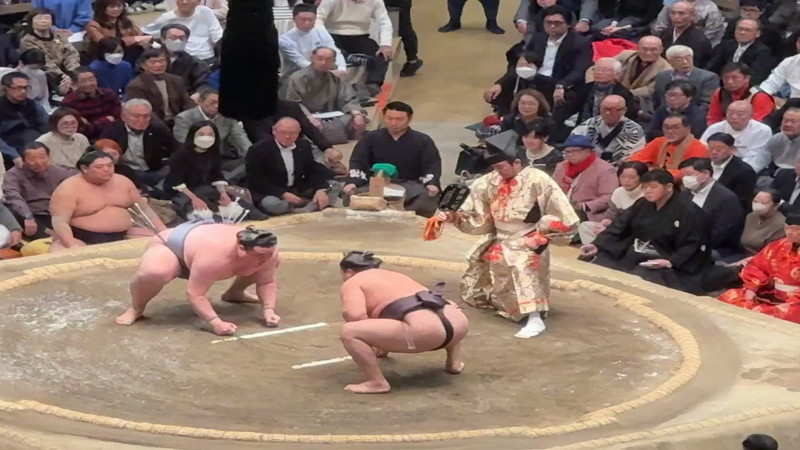 Кадры из видео