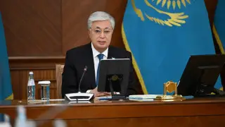 Президент потребовал от Нацбанка и правительства смелых решений