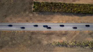 Новый китайский электроседан обошел Maybach S-класса: видео