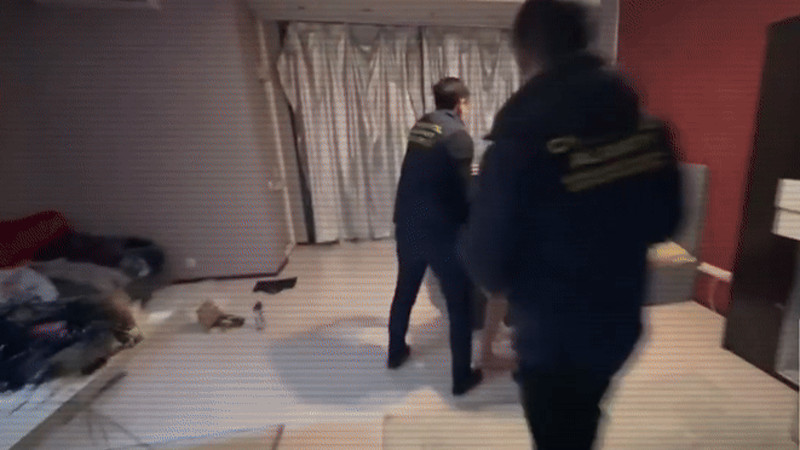 Кадры из видео