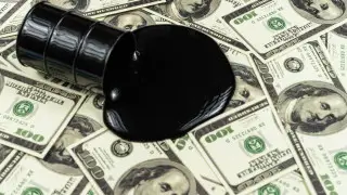 Нефть Brent упала ниже 75 долларов за баррель