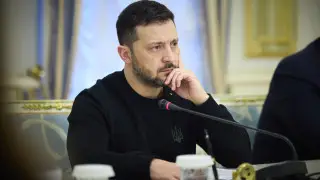 Зеленский: “Я готов сесть за стол переговоров с Путиным“