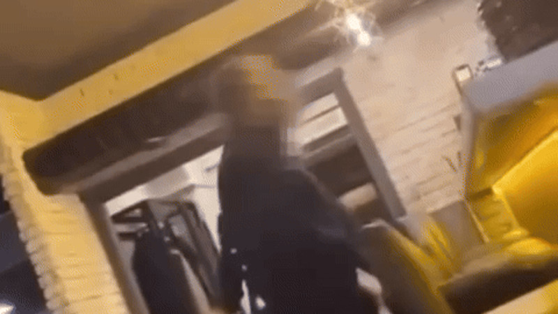 Кадры из видео