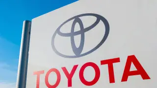 Toyota отзывает 150 тысяч автомобилей из-за проблем с ремнями безопасности и тормозами