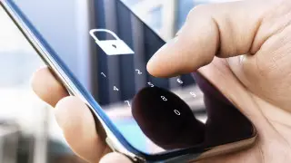 Блокировка смартфонов и растущий тенге: обзор новостей за 11 февраля