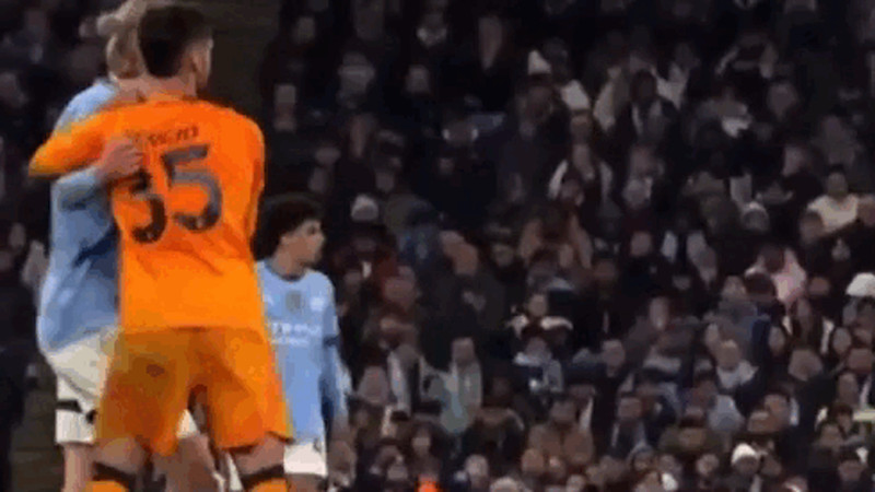 Кадры из видео