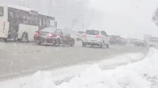 Движение транспорта закрыли из-за непогоды в трех областях Казахстана