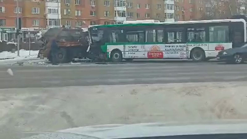 Кадры из видео