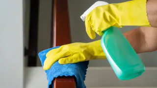 Работниц известной клининговой компании обманули в Актау