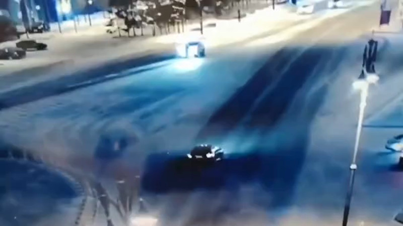 Кадры из видео