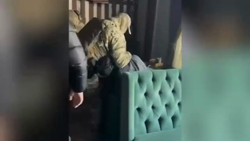 Кадры из видео