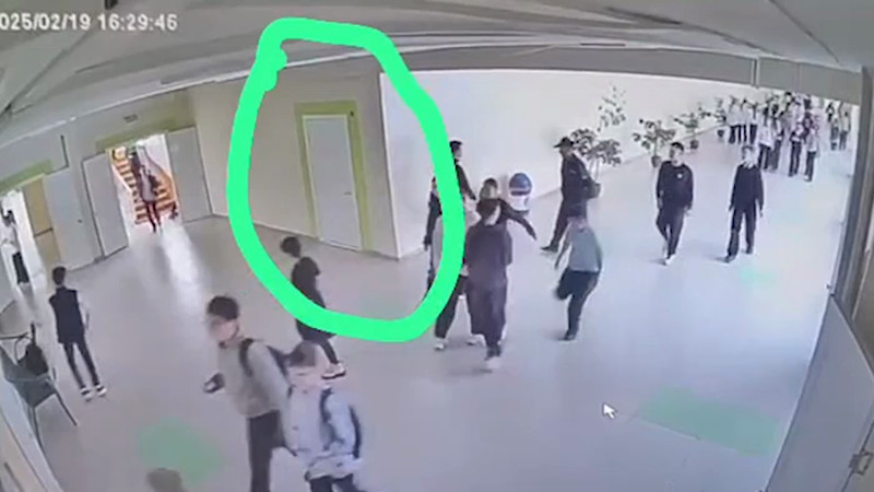 Кадры из видео