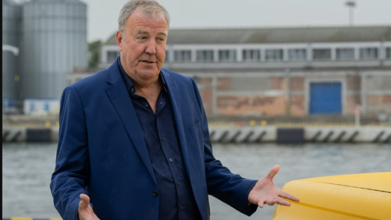 Кадры из видео