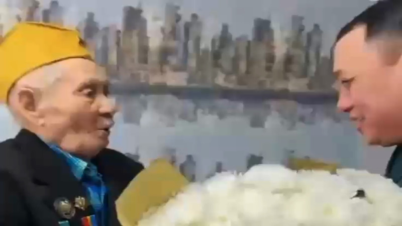 Кадры из видео