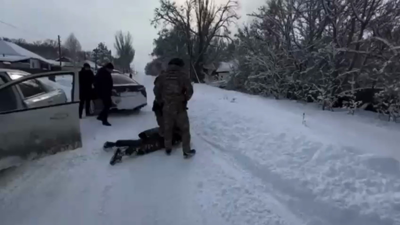 Кадры из видео