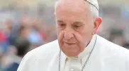 Состояние папы римского остается критическим - Ватикан