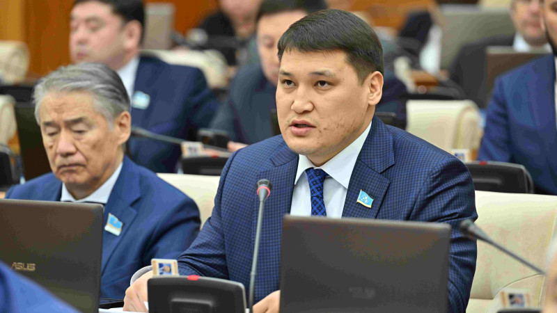 Руслан Берденов. Фото:parlam.kz