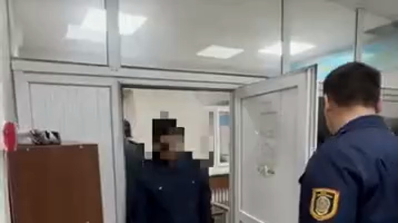 Кадры из видео