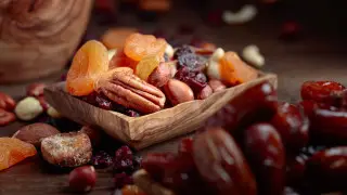 Ораза-2025: ждать ли казахстанцам роста цен на финики и орехи