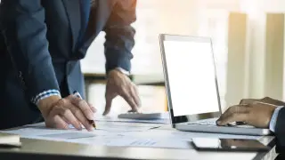 “У нас есть полный список“ - премьер о недобросовестном бизнесе