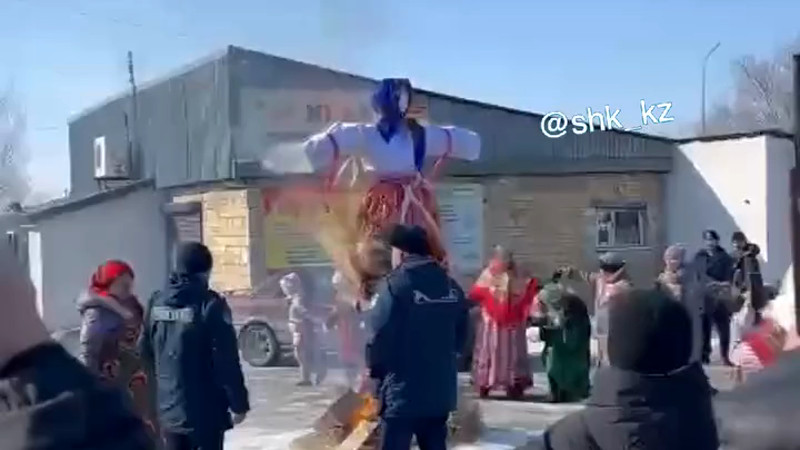 Кадры из видео