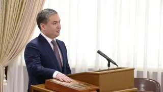 Новый глава Минпрома произнес клятву в правительстве