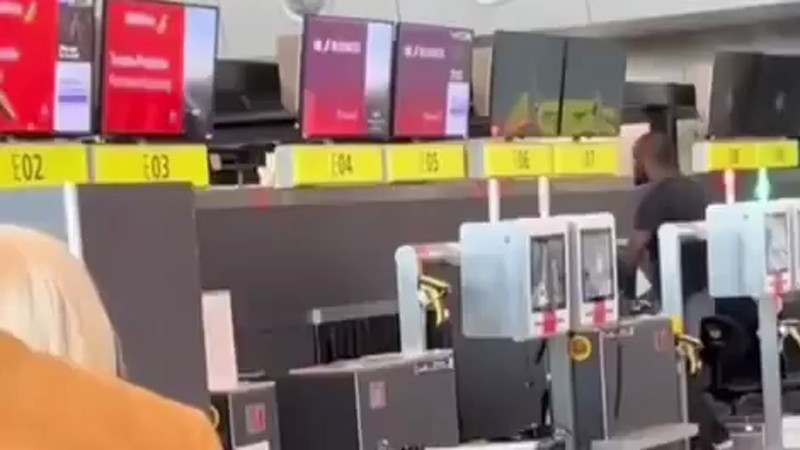 Кадры из видео