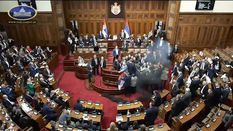 Кадры из видео