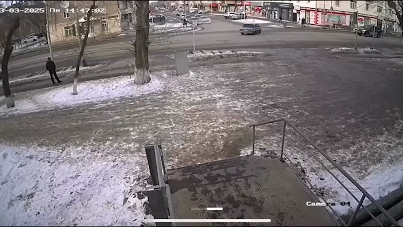 Кадры из видео