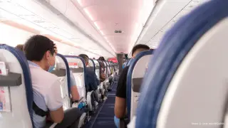 Более 100 человек сняли с самолетов в Казахстане