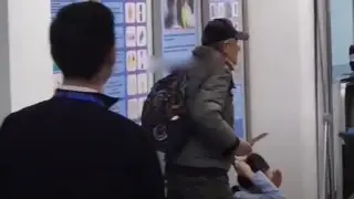 “Мужчина с ножом:“ как работает аэропорт Алматы