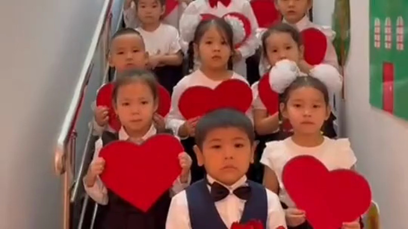 Кадры из видео