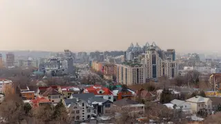 Переход Алматы на “собственный часовой пояс“: что известно