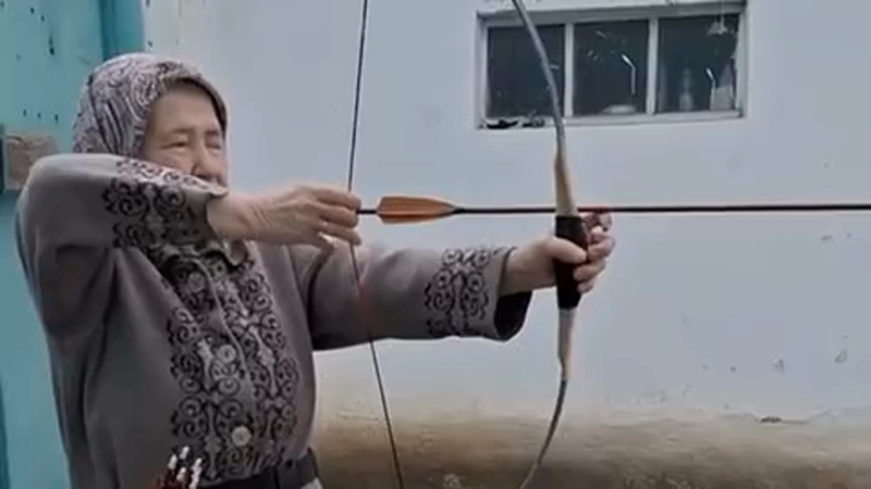 Кадры из видео