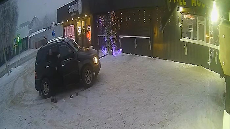 Кадры из видео