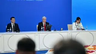 Советский период нельзя оценивать однобоко - Токаев