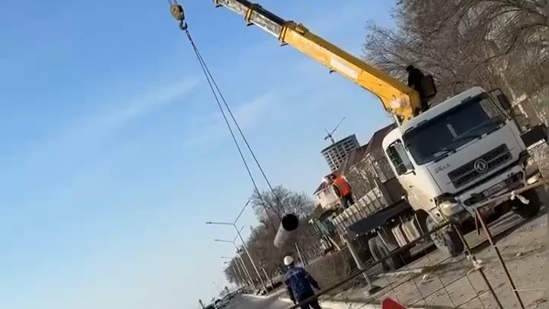 Кадры из видео